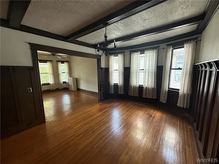 37 Inwood Pl — Photo 6