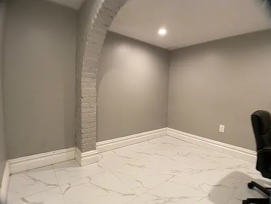 Rented by Cohen Group Real Estate INC | media 7