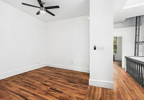 4th image of 1256 Jefferson Ave #3A