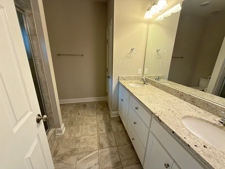 5226 Sustar Dr — Photo 10
