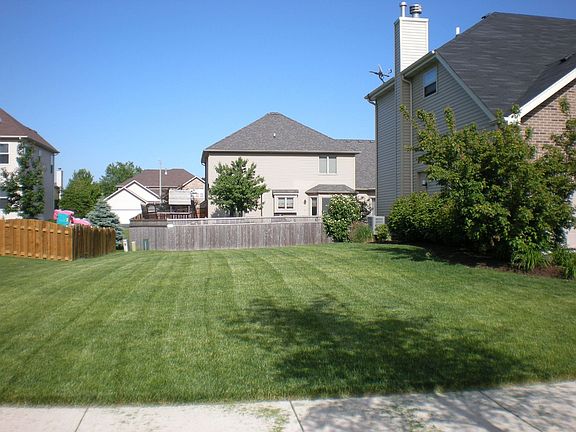 huge side yard