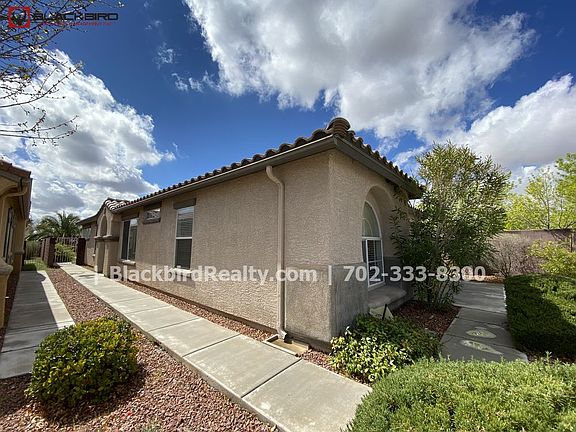 3rd image of 10679 April Rose Ct