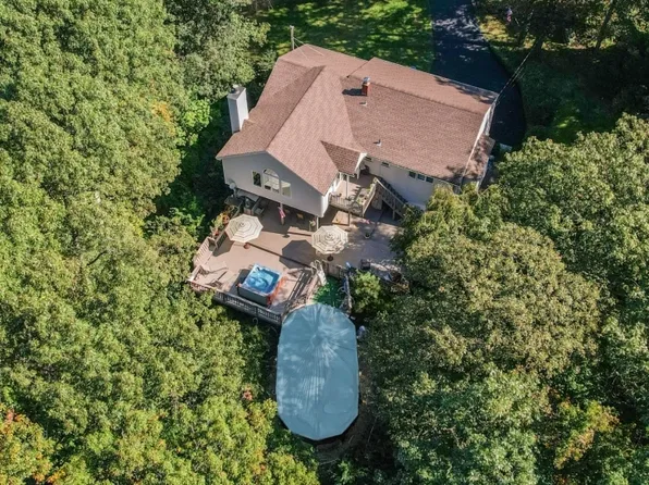 6 Whitty Rd, Kinnelon Boro, NJ 07405