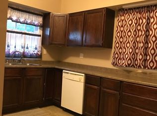 903 E Monroe St, Mexico, MO 65265