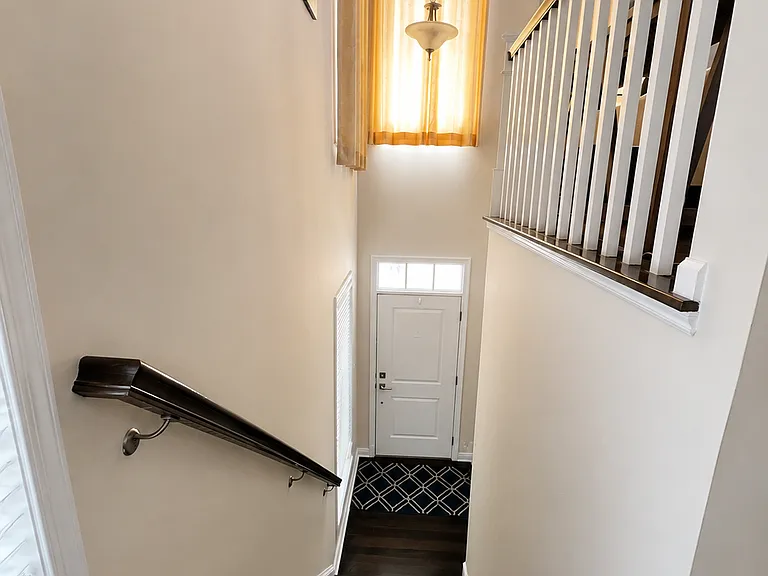 23745 Hopewell Manor Ter — Photo 4
