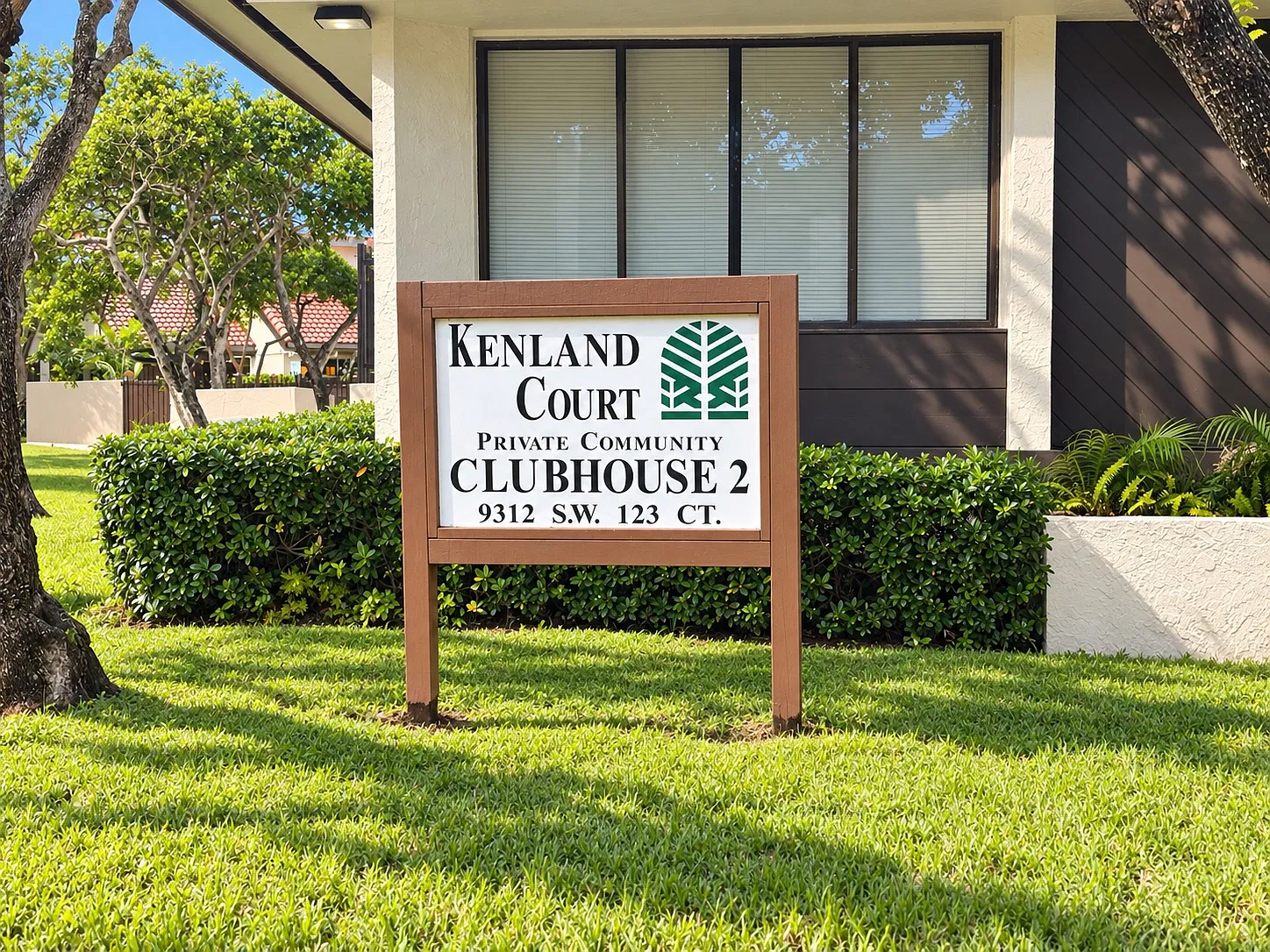 SW 123rd Ct, Miami — Photo 2