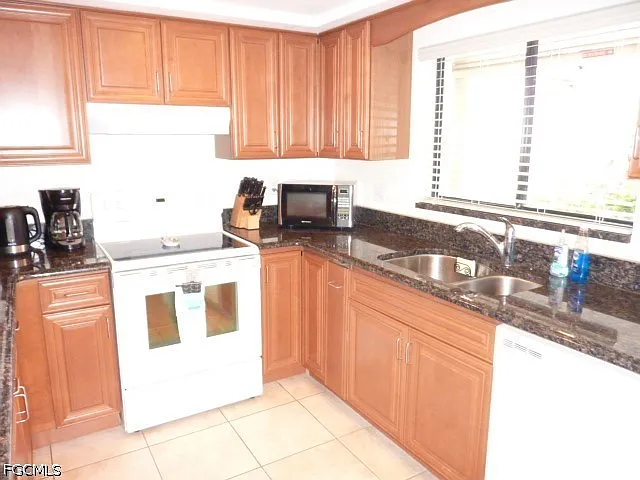 4120 Steamboat Bnd E #104 — Photo 2
