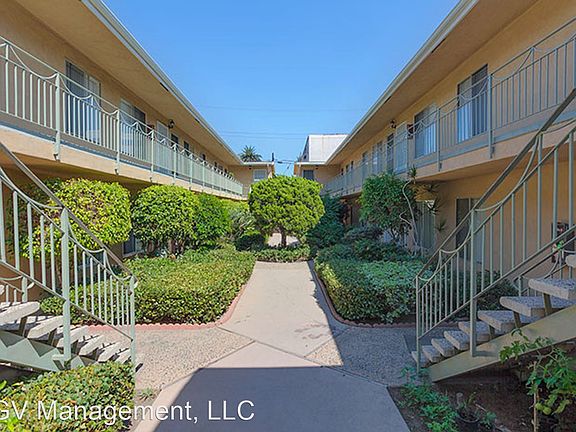 2nd image of 842 Elm Ave APT 206