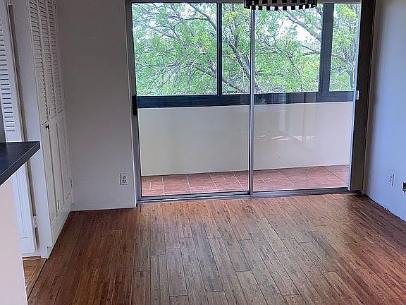 5th image of 3100 Grand Ave APT 4E