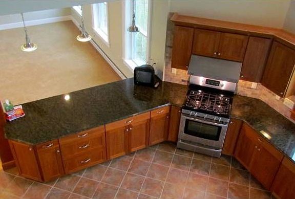 Family Rm & Breakfast Bar