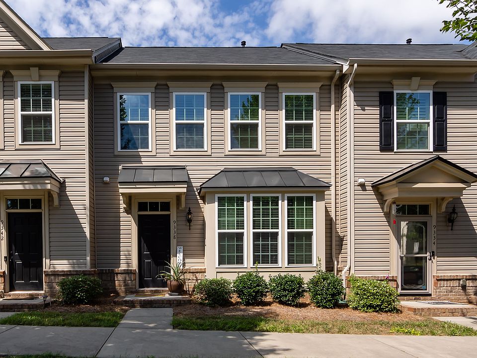 1st image of 9338 Lenox Pointe Dr