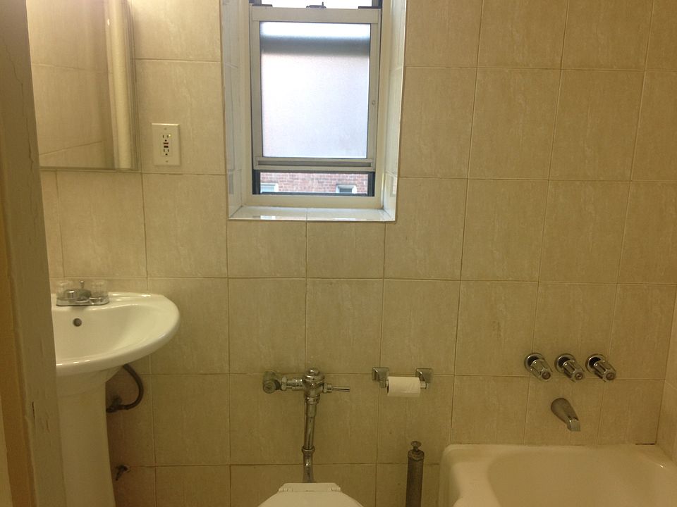 1st image of 6608 108th St #5RF