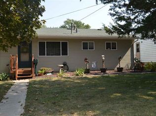 117 Moir St, Waterloo, IA 50701