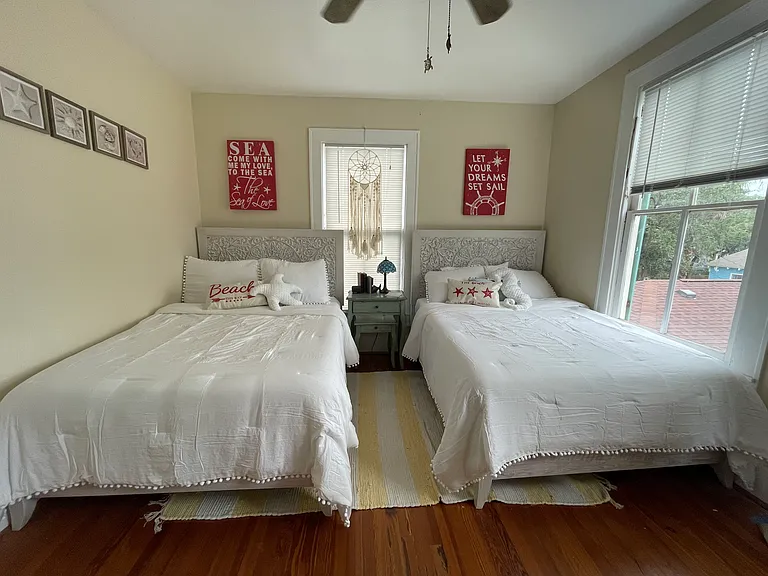 3409 Avenue L — Photo 35