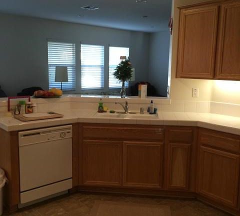 2nd image of 998 Cornflower Dr