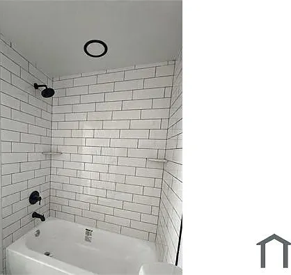 1132 W 8th St #REAR — Photo 2