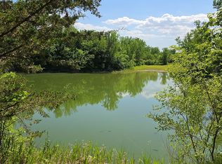 5710 32nd Ave, Center Point, IA 52213