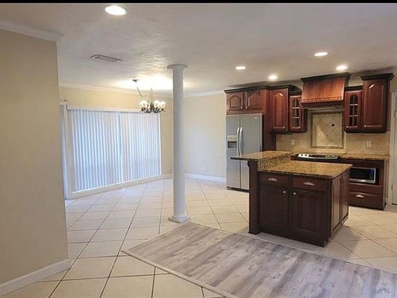 5th image of 3805 NW 50th St