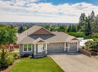865 SW Upland Dr, Dundee, OR 97115