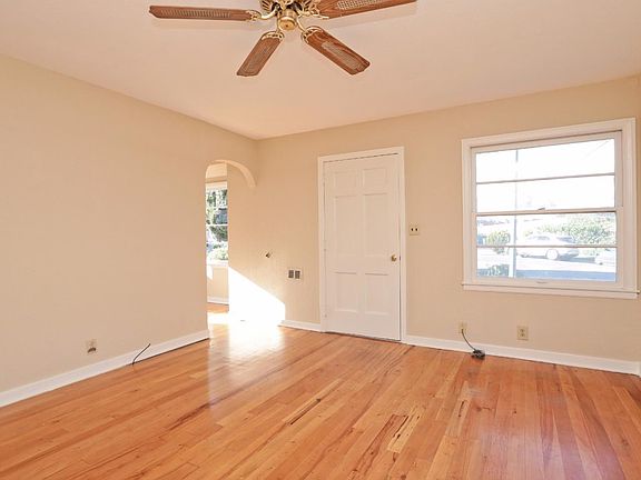 4th image of 330 Hull Ave