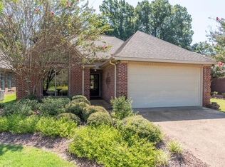 501 Hummingbird Ln, Starkville, MS 39759