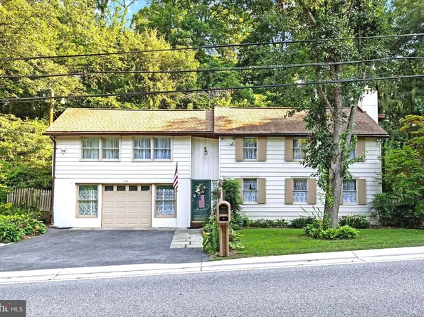 606 Freeland Rd, Freeland, MD 21053