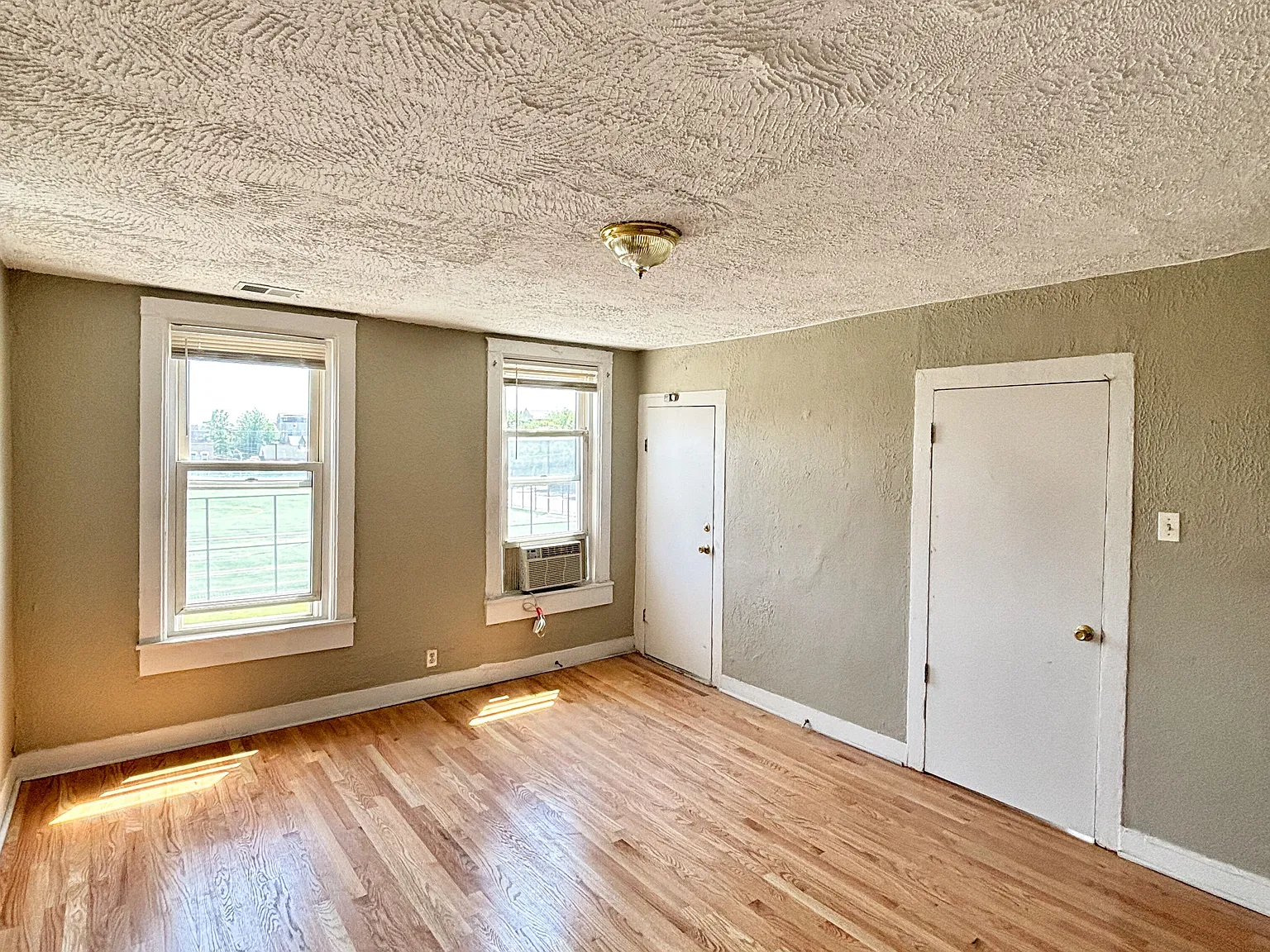 1 bed, $1,700 — Photo 3