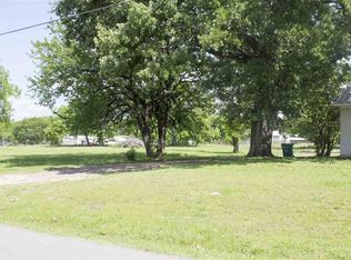 499 E Quitman St, Alba, TX 75410