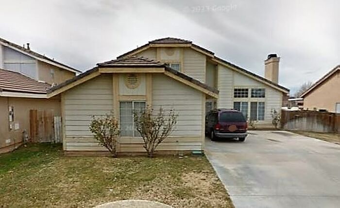 1st image of 43713 Carefree Ct