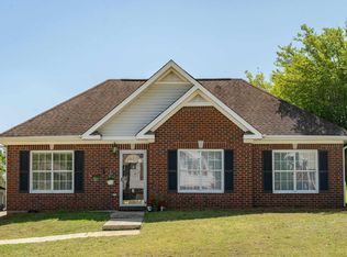 2452 Mountain Dr, Hoover, AL 35226