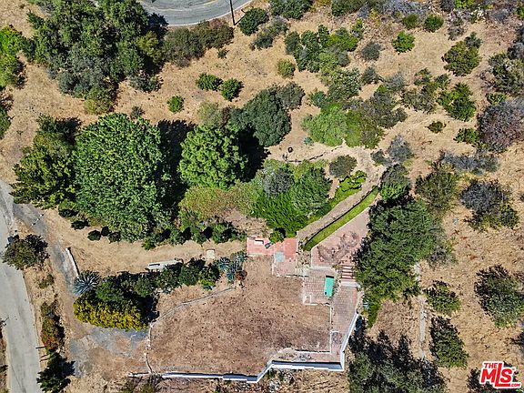 4th image of 2188 Tuna Canyon Rd
