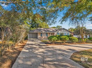 715 E Verbena Ave, Foley, AL 36535