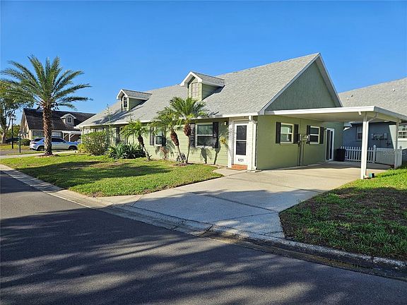 3rd image of 6221 Wilds Dr