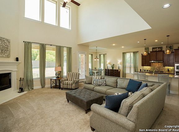 5th image of 13738 Meadowick Dr