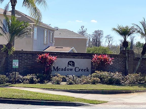 3rd image of 1737 Mandavilla Dr