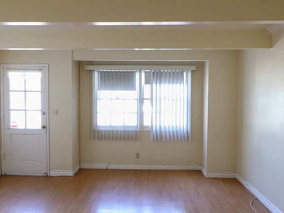 5th image of 646 S Grand St APT A