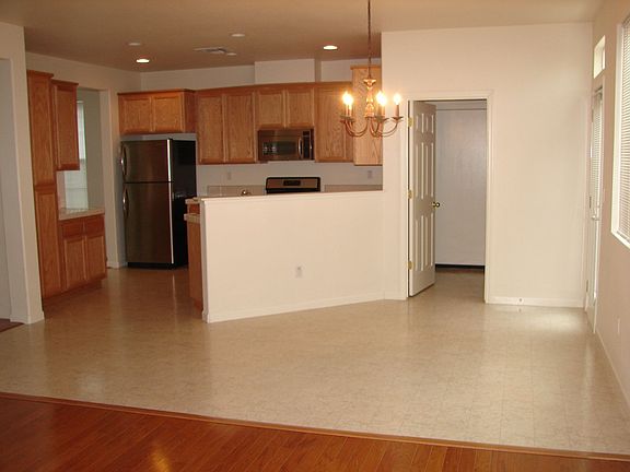 Kitchen & Nook