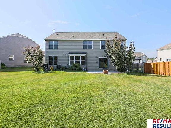 2nd image of 15810 Stony Cir