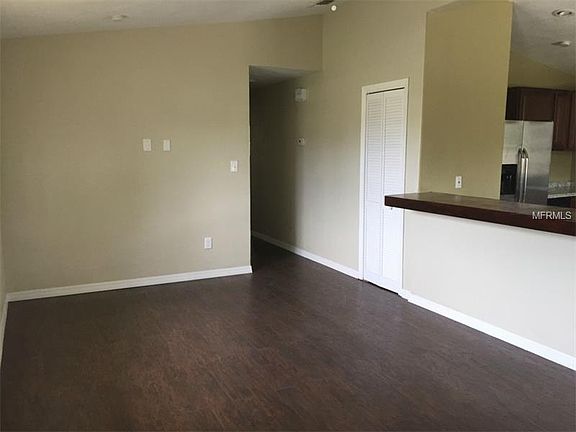 4th image of 4724 Oakwood Dr