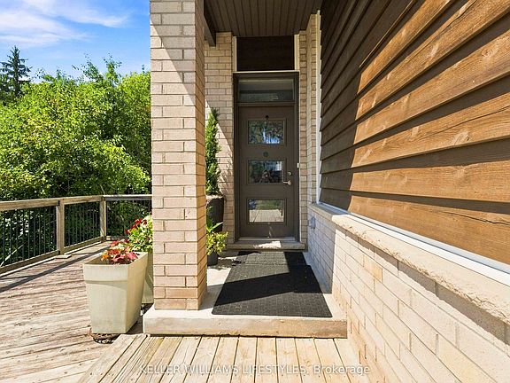 4th image of 727 Apricot Dr #7