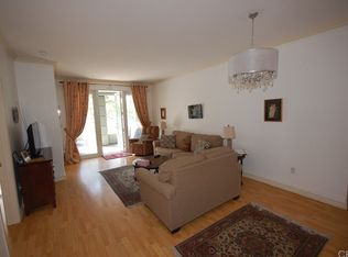 2253 Martin APT 104, Irvine, CA 92612