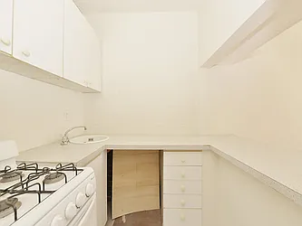 Rented by Cooper & Cooper Real Estate