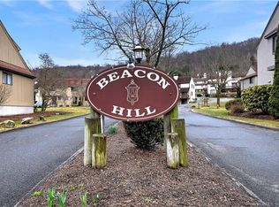 72 Dorchester Ct UNIT 72, Beacon Falls, CT 06403