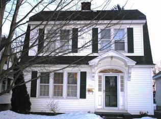 1920 Osterlitz Ave, Schenectady, NY 12306