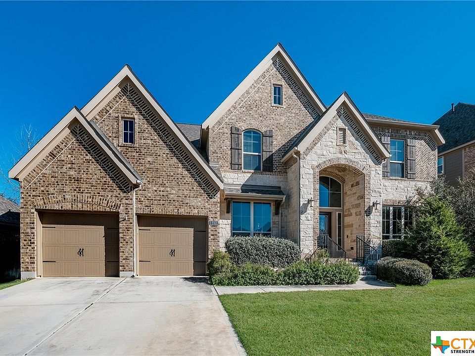1st image of 540 Oak Brook Dr