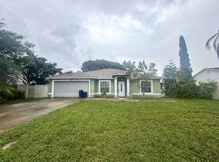 2728 Corrigan Dr, Deltona, FL 32738