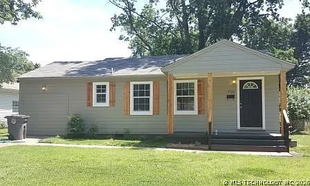 5720 E 3rd St S — Photo 1