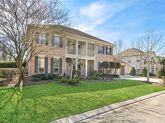2nd image of 19 Pinehurst Dr