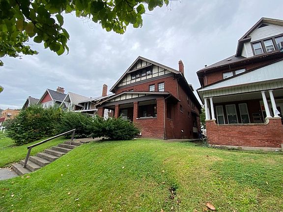 3rd image of 1948 Summit St #17501129