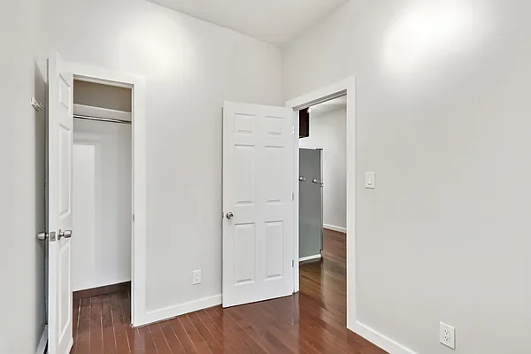 Rented by Oxford Property Group | media 11